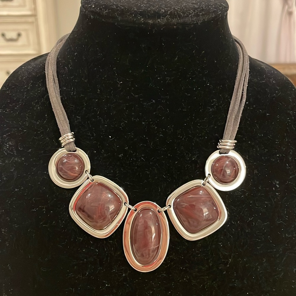 Vintage Silver Tone Pendant Statement Necklace - Picture 1 of 3
